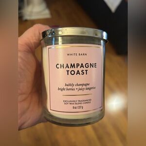 White Barn Champagne Toast Candle Single wick